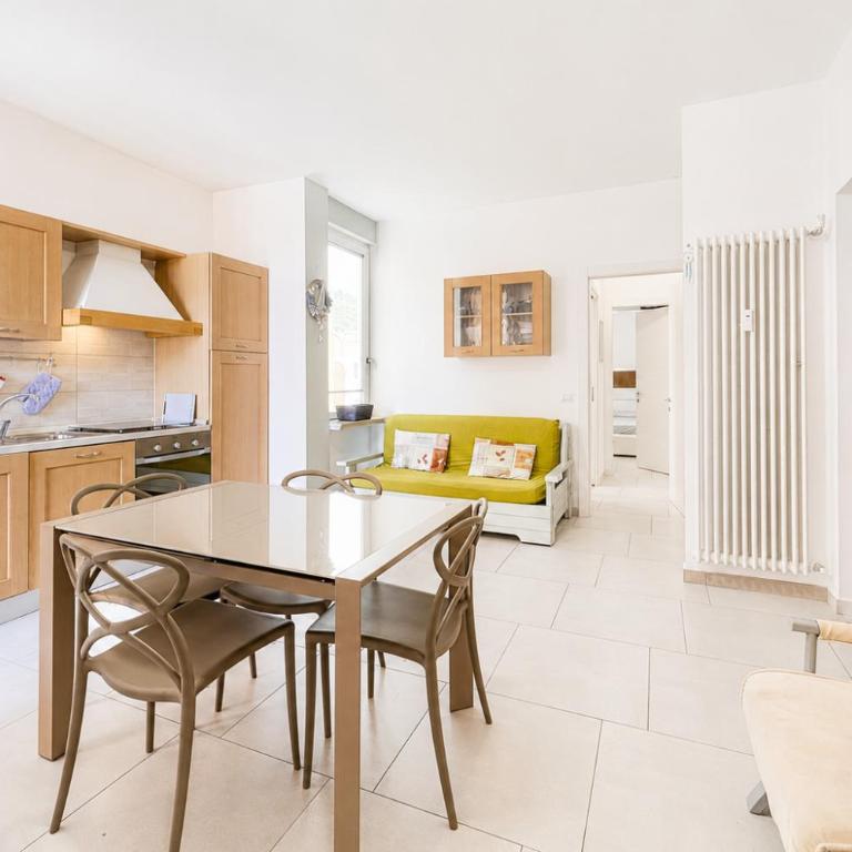 Hostdomus - Blues Apartment - One-Bedroom Apartment - 2