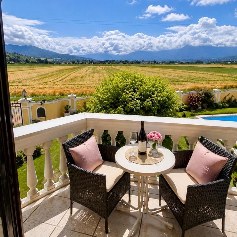 Appartements Panorama Schlössl - Apartment mit 1 Schlafzimmer und Poolblick - 1