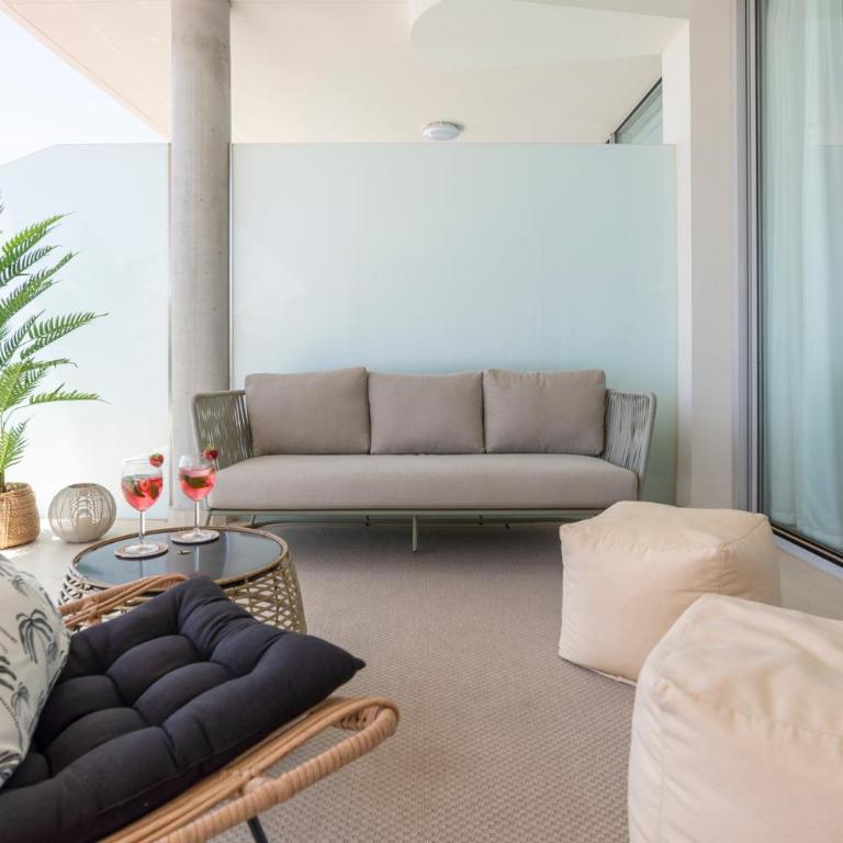 Stupa Hills with sea view, pool, free gym and sauna - Apartment mit 2 Schlafzimmern - 14