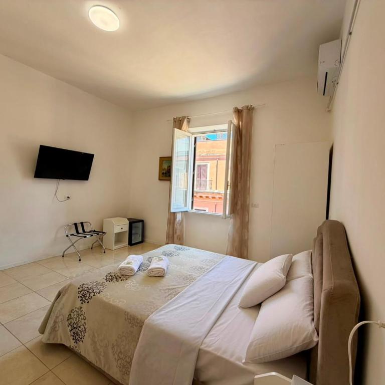 Raynova - Chambre Double avec Salle de Bains Privative - 5