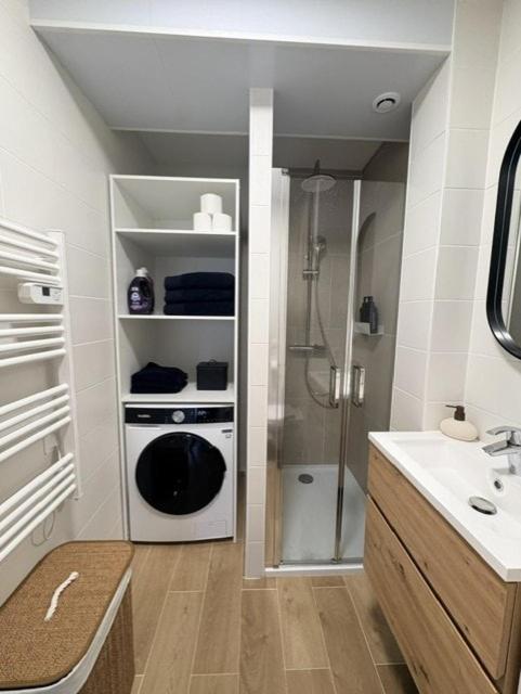 Maison 6pers piscine & plage - One-Bedroom House - 9