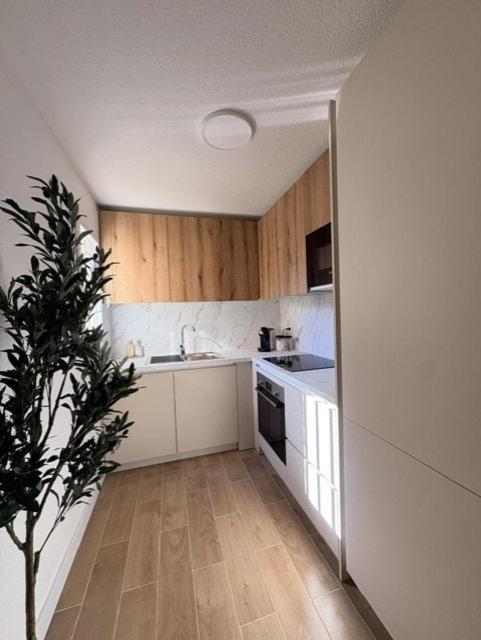 Maison 6pers piscine & plage - One-Bedroom House - 11