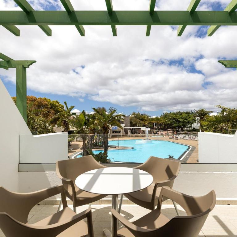 THB Royal - Junior Suite mit Poolblick - 6
