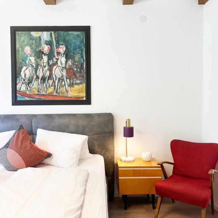 Family Friendly Chalet - Central with Beautiful Mountain Views - Familienapartment mit Bergblick, Terrasse und Garten - 18