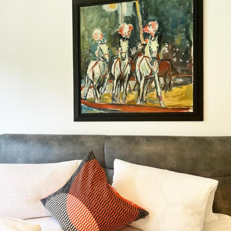 Family Friendly Chalet - Central with Beautiful Mountain Views - Familienapartment mit Bergblick, Terrasse und Garten - 20