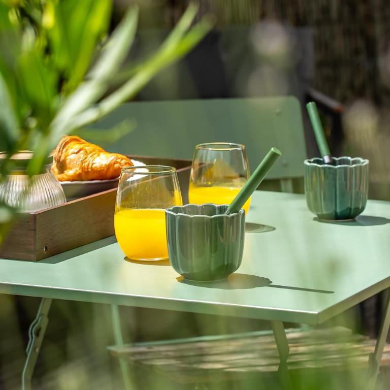 La Charmeuse des Alpes - Appartement climatisé de prestige avec jacuzzi et jardin privé - Appartement 1 Chambre - 34