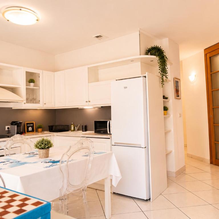 Beachfront apartment in Menton - Appartement - 8