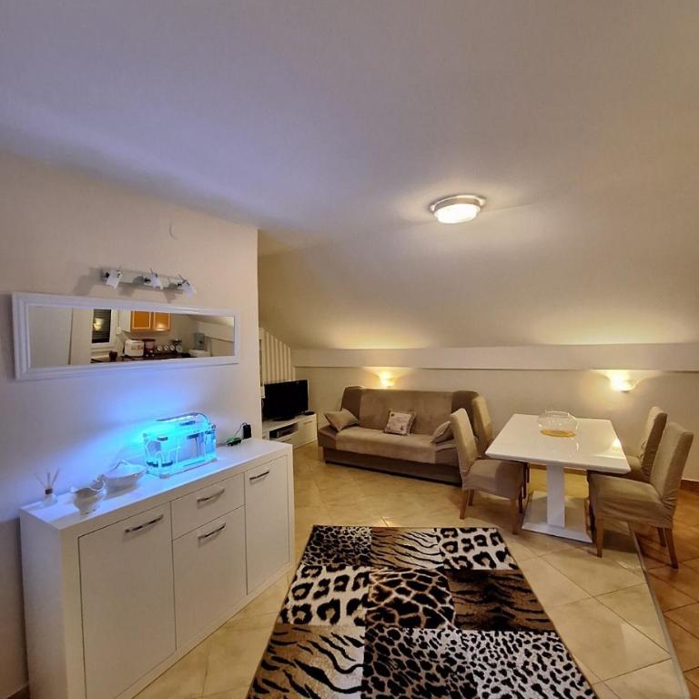 MÐM Duplex Apartment - Apartman sa 2 Spavaće Sobe - 1
