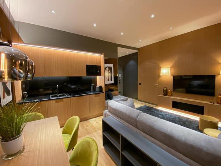 Cozy apartments in Rome near Santa Maria - Apartment - 11