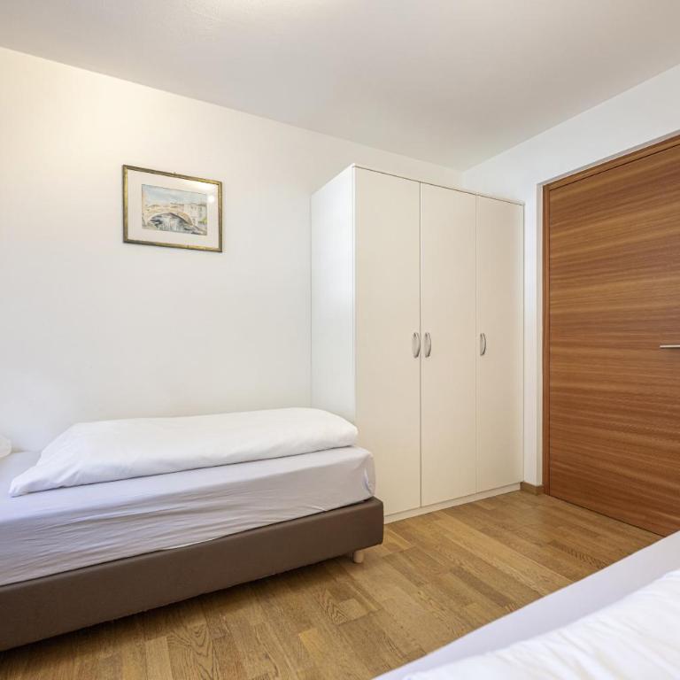 Apartments Villa Jim - Appartamento con 3 Camere da Letto e Giardino - 8