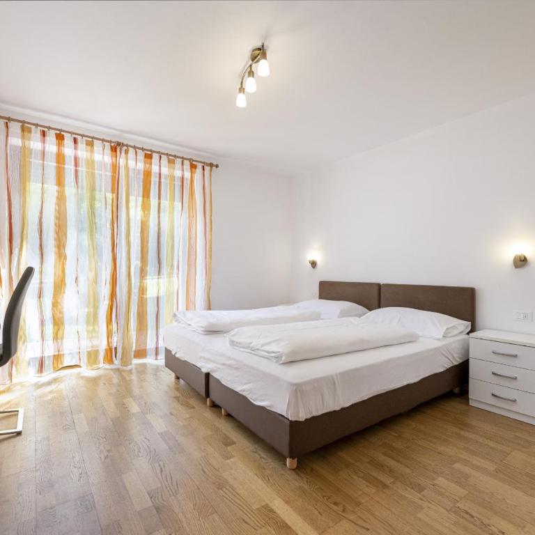 Apartments Villa Jim - Appartamento con 3 Camere da Letto e Giardino - 15