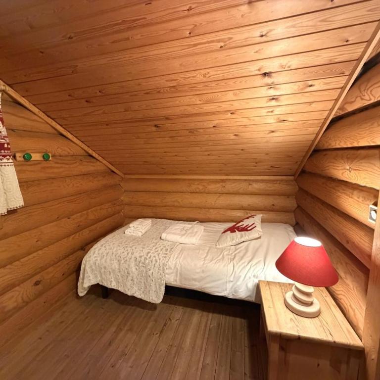 LE GRAND CERF Chalet en rondins avec SPA Jacuzzi - Chalet - 31
