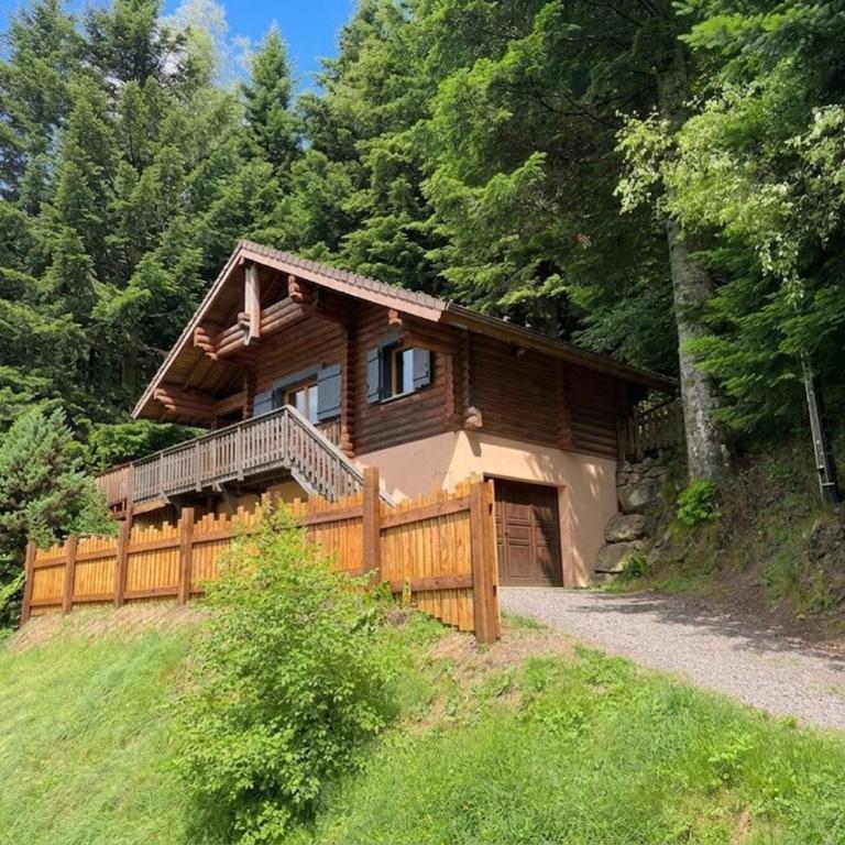 LE GRAND CERF Chalet en rondins avec SPA Jacuzzi - Chalet - 16