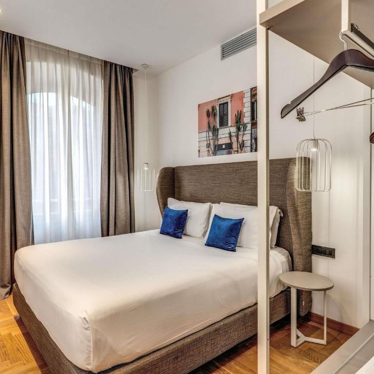 Mercure Roma Centro Termini - Chambre Lit Queen-Size Deluxe - 5