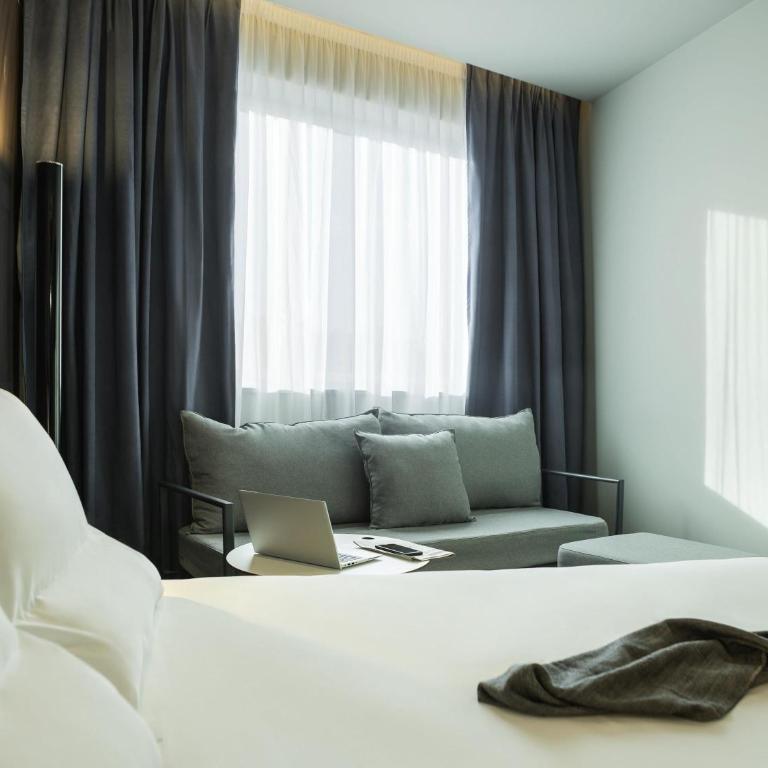 Novotel Paris 20 Belleville - Chambre Double Exécutive avec Canapé-Lit - 2