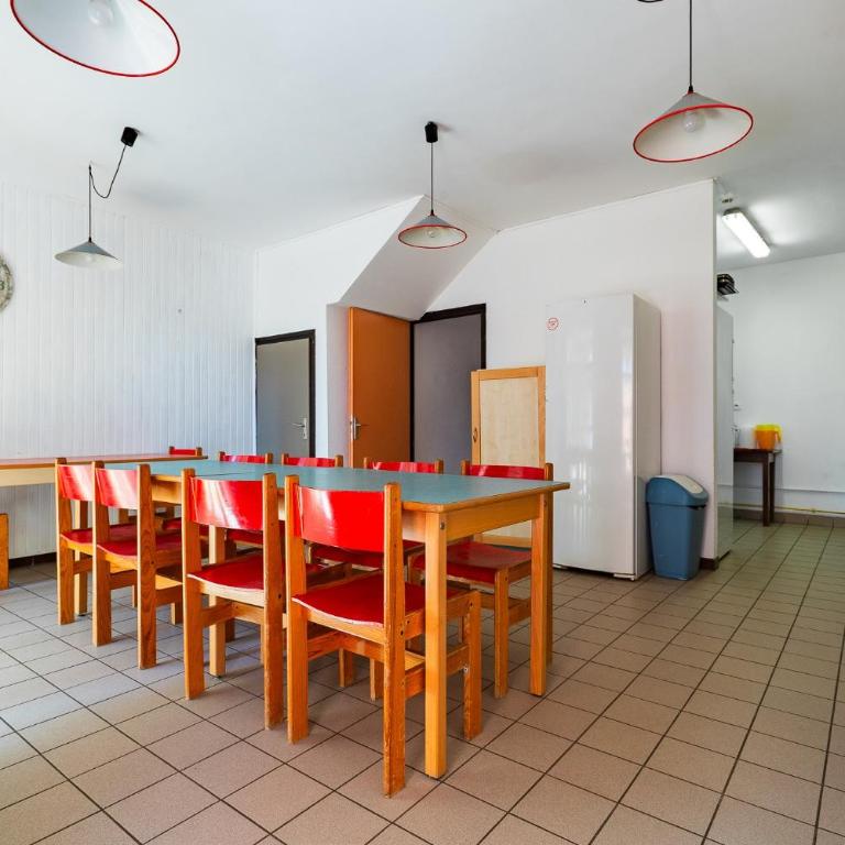 Gîte La Renardière - Appartement avec Vue sur la Montagne - 10
