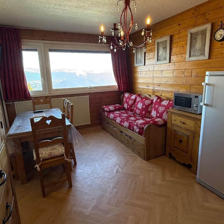 Location 2 pièces 5 pers au pied des pistes - FR-1-557-70 - Appartement (5 Adultes) - 4