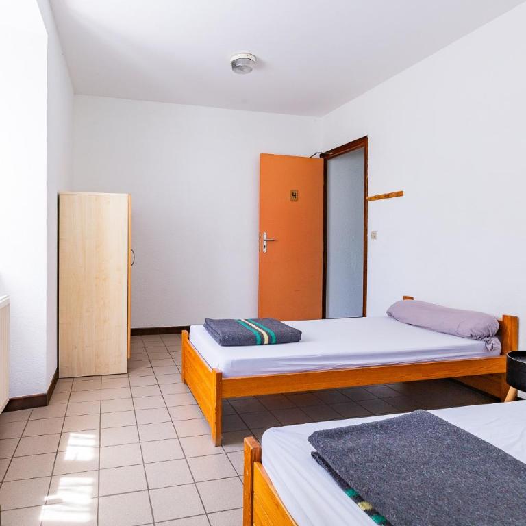 Gîte La Renardière - Appartement avec Vue sur la Montagne - 12