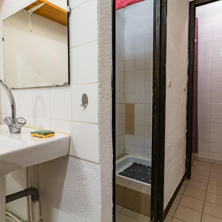 Gîte La Renardière - Appartement avec Vue sur la Montagne - 14