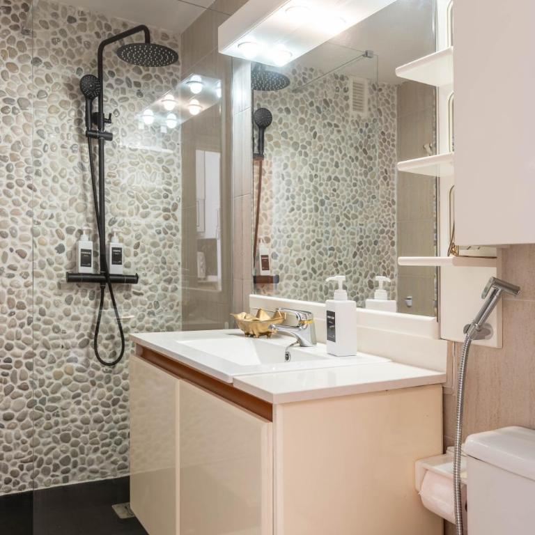 Alhamar Sea View Studio - Studio Apartment with One Double Bed - 13