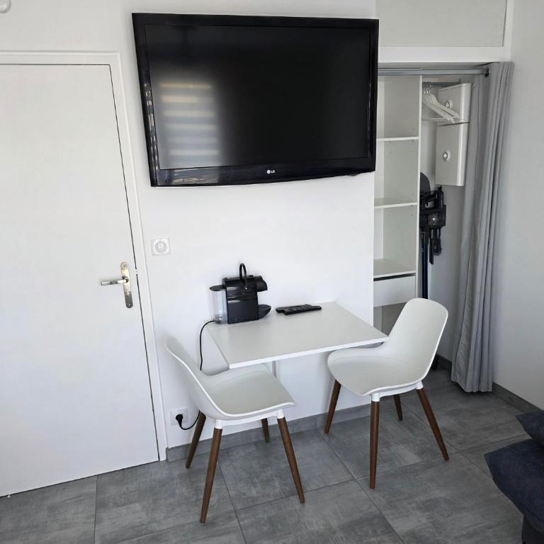Superbe studio entièrement refait à neuf - Appartamento con 1 Camera da Letto - 6