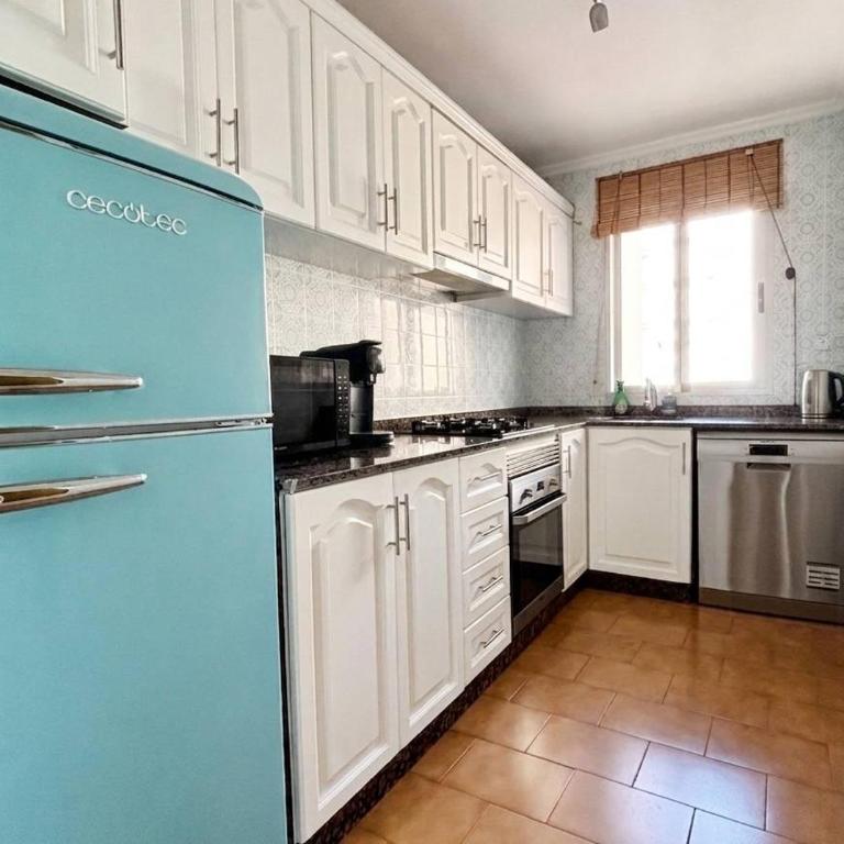 Precioso Apartamento playa Pinedo Valencia - Apartment mit 3 Schlafzimmern - 28