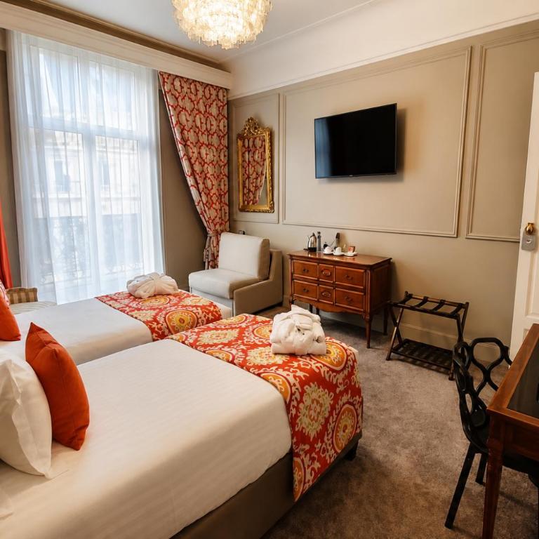 Grand Hotel Bellevue - Grand Place - Chambre Triple Deluxe - 1