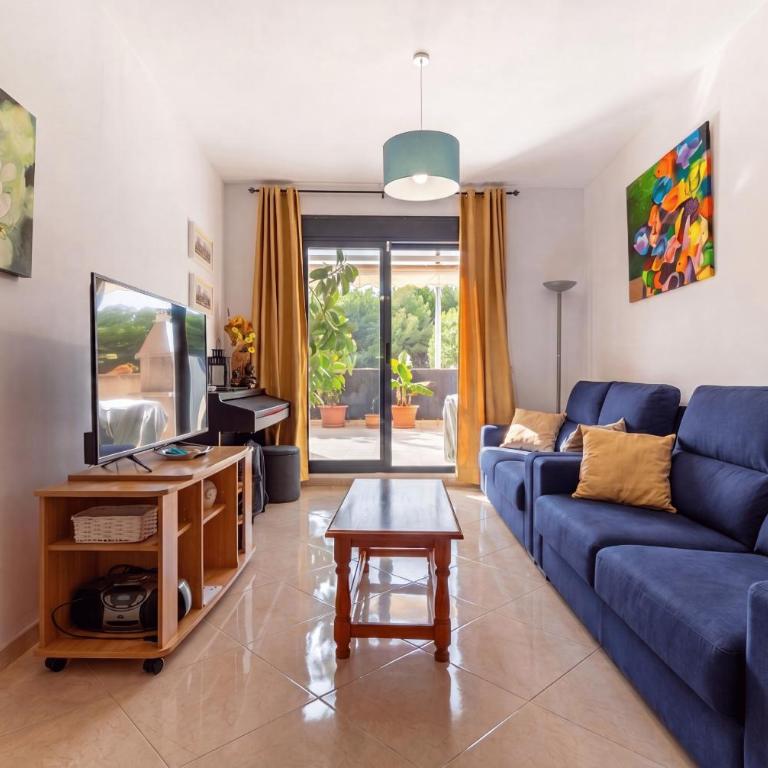 Global Vacacional, Amplia planta baja con dos habitaciones en Canet - Appartement avec Terrasse - 3