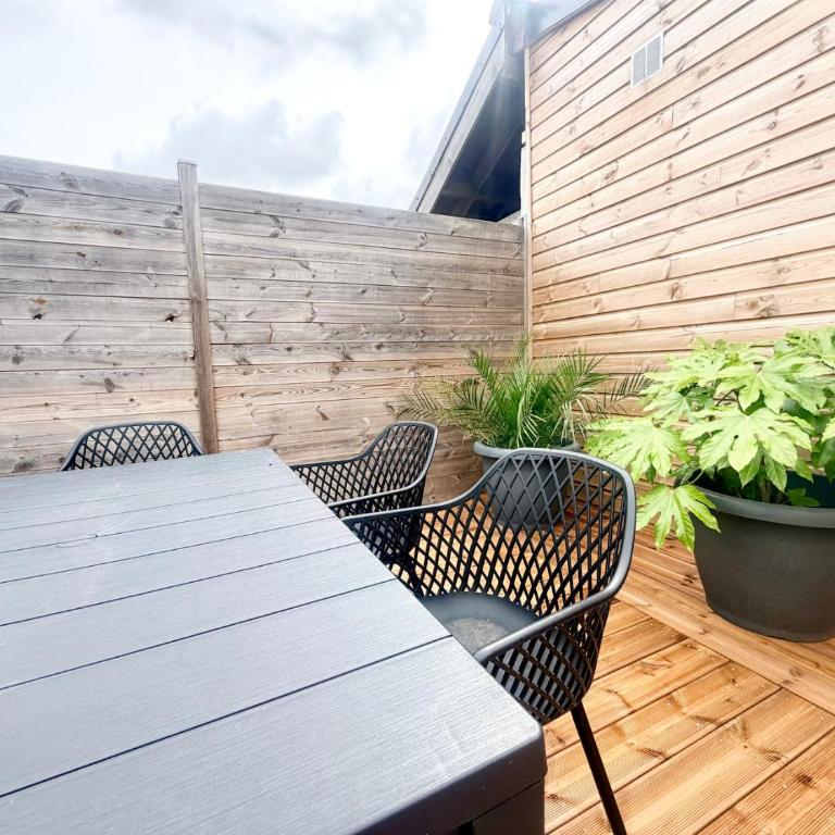 TheLittleHouse - Maison- Jardin - Maison de Vacances - 42
