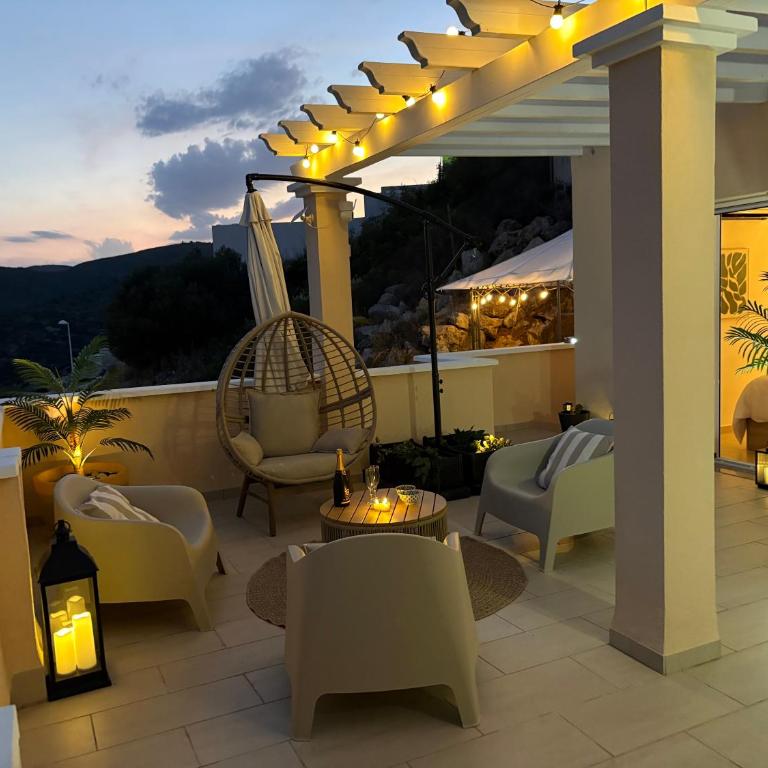 Duplex avec Jacuzzi, piscine, terrasses et vues a 180º sur la mer - Maison 1 Chambre - 7