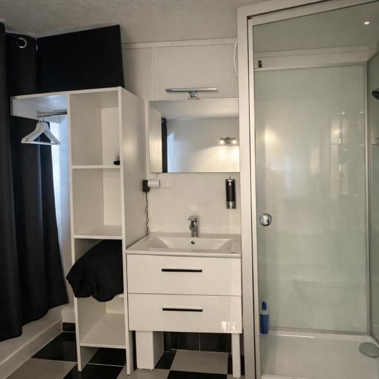 Hôte D'Azur - Guesthouse - Chambre Double Économique - 3