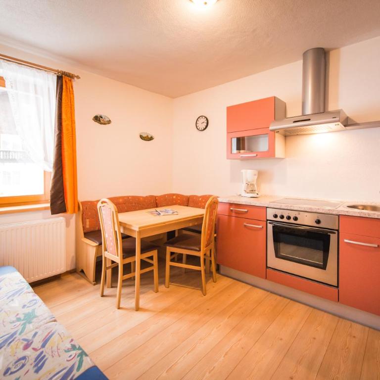 Hotel Pension Barbara - Two-Bedroom Apartment - 6