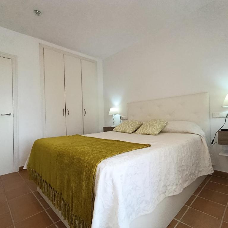LAS MIMOSAS De PUERTO REY con PISCINA, TERRAZA Y BARBACOA - Apartment mit 1 Schlafzimmer - 4