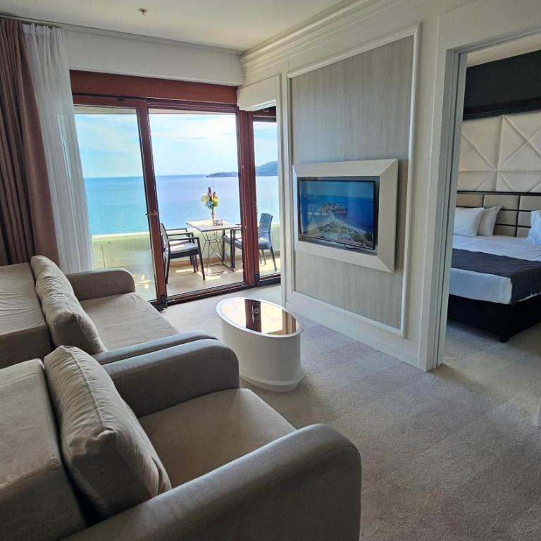 Azure Breeze Suites B - Suite mit Kingsize-Bett und Meerblick - 7