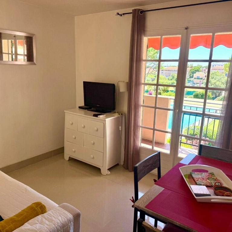 Les Bastides de la Mer, a poolside family retreat - Two-Bedroom Apartment - 1