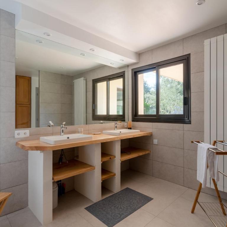 LA BOUSSOLE- Wifi - Parking - Jardin - Maison de Vacances - 21