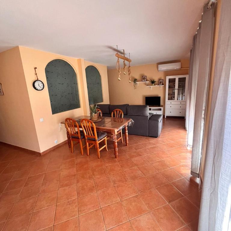 Seahomes Vacations - Rustic House & Terrace - Apartamento de 3 dormitorios - 4