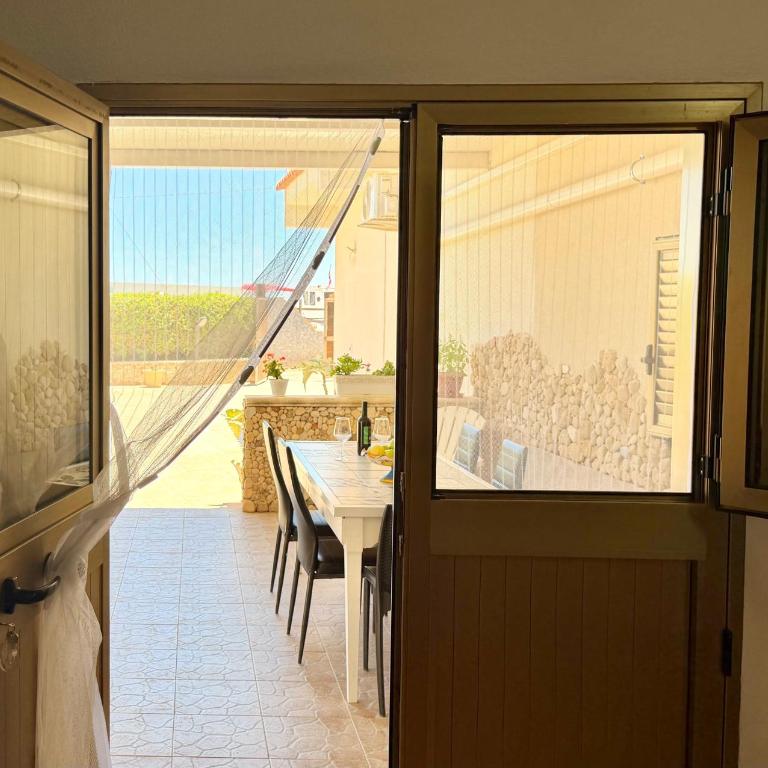 Villa Miranda near the sandy beach, parking & wifi - Haus mit 2 Schlafzimmern - 34