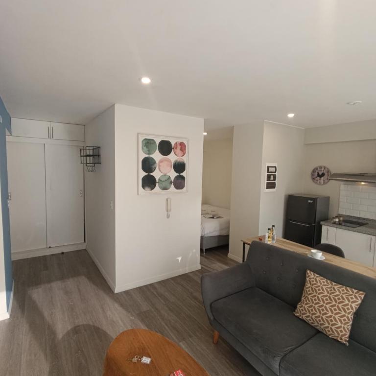 Quark Apartments - Apartment with Balcony - 7