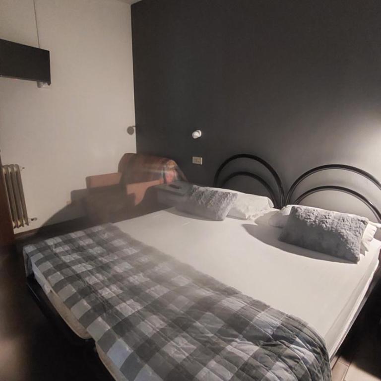 Residence Danubio - Camera Singola con Bagno - 1