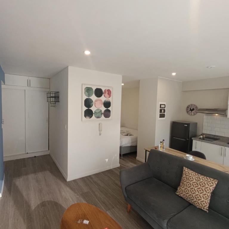 Quark Apartments - Apartment with Balcony - 21