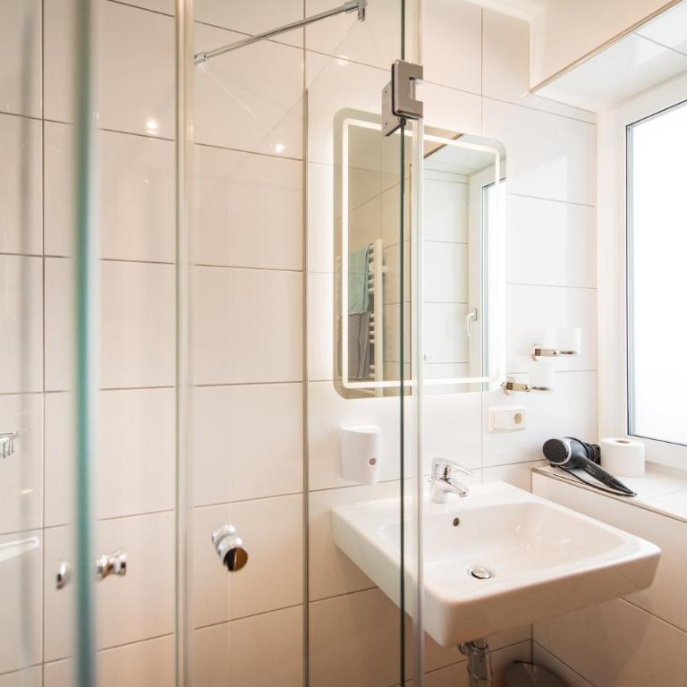 Hotel Pension Barbara - Double Room - 8