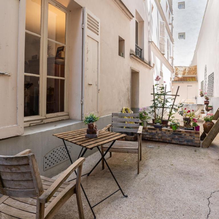 Vintage 2BD Apartment with Patio in Montmartre - Appartement - 12
