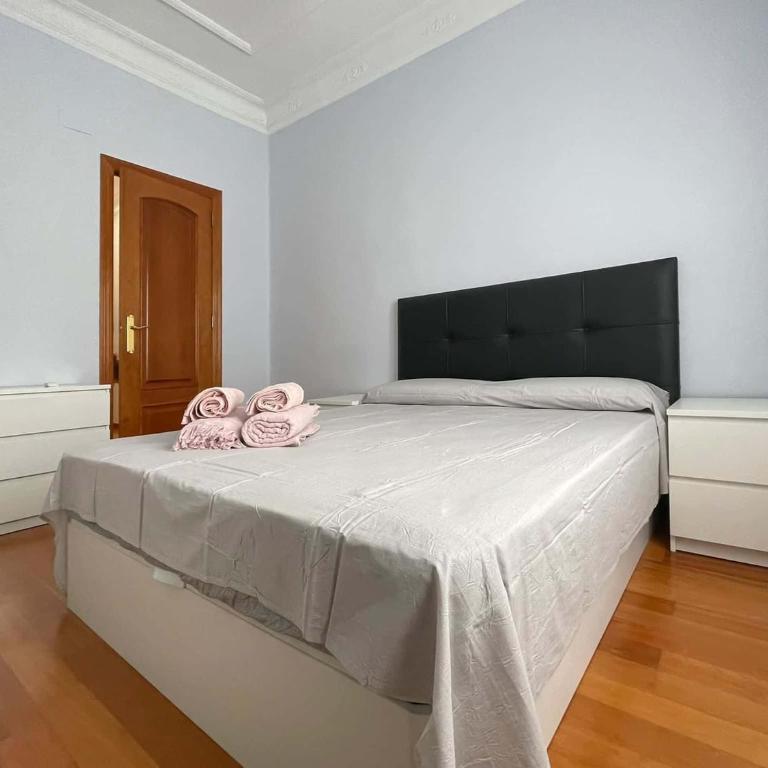 Spacest - Avinguda de Gaspar Aguilar A - Apartment - 8