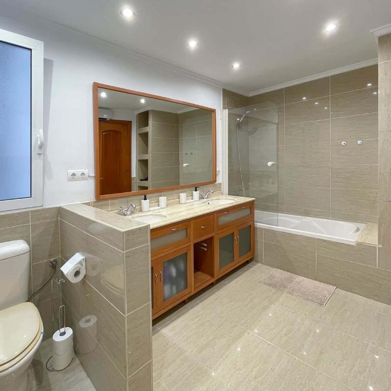 Spacest - Avinguda de Gaspar Aguilar A - Apartment - 14