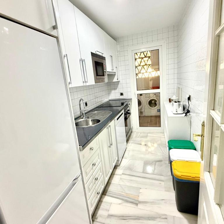 MI CAPRICHO BEACHFRONT 411 - Apartment with terrace and private garden by the sea - Apartment mit 1 Schlafzimmer - Meerseite - 17
