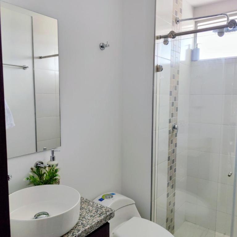 Apartamento Blue con chimenea al norte de Tunja y parqueadero gratis - Apartamento de 2 dormitorios - 5