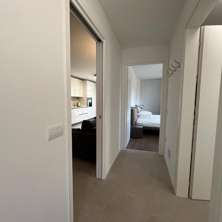Costa Modern Suite - Appartamento con 2 Camere da Letto e con Vista Montagna - 13