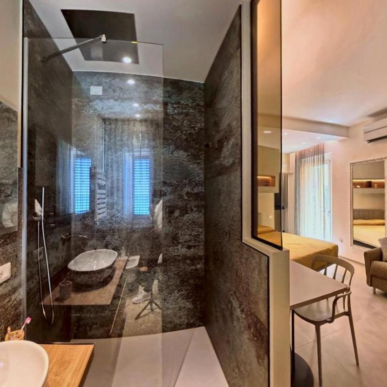Tornola Luxury Rooms - Deluxe Doppelzimmer mit Meerblick - 12