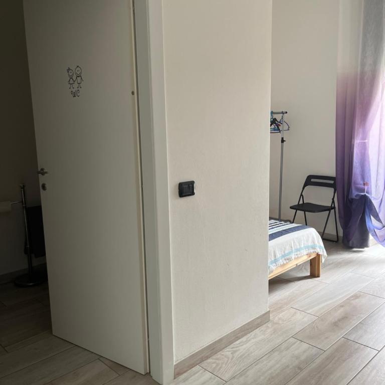 Il Cortile Como Single & Double Room in apartment NO HOTEL - Camera Singola - 4